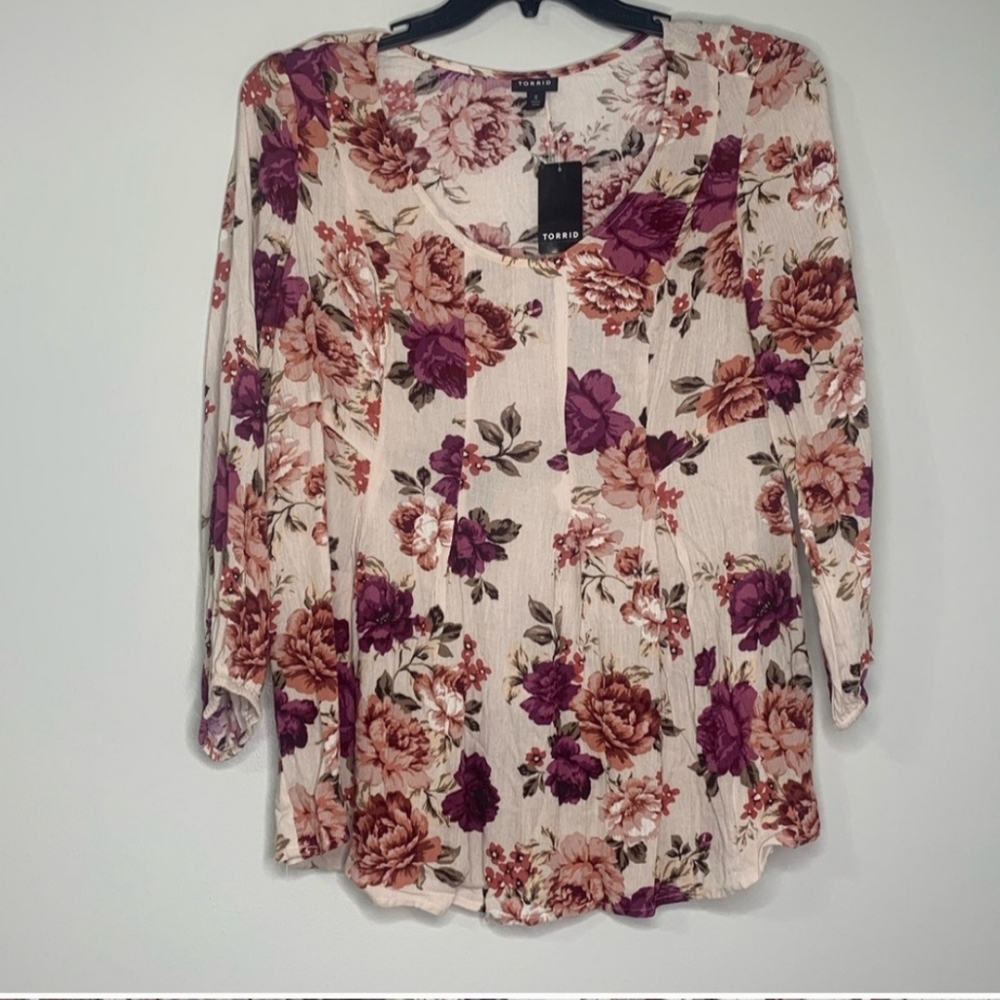 Torrid Floral Shirt Size 1 Blouse